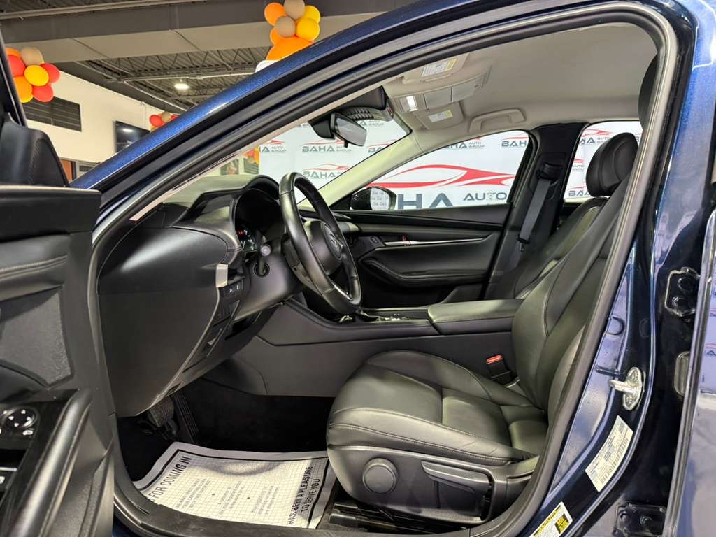 2025 MAZDA MAZDA3 - Image 29