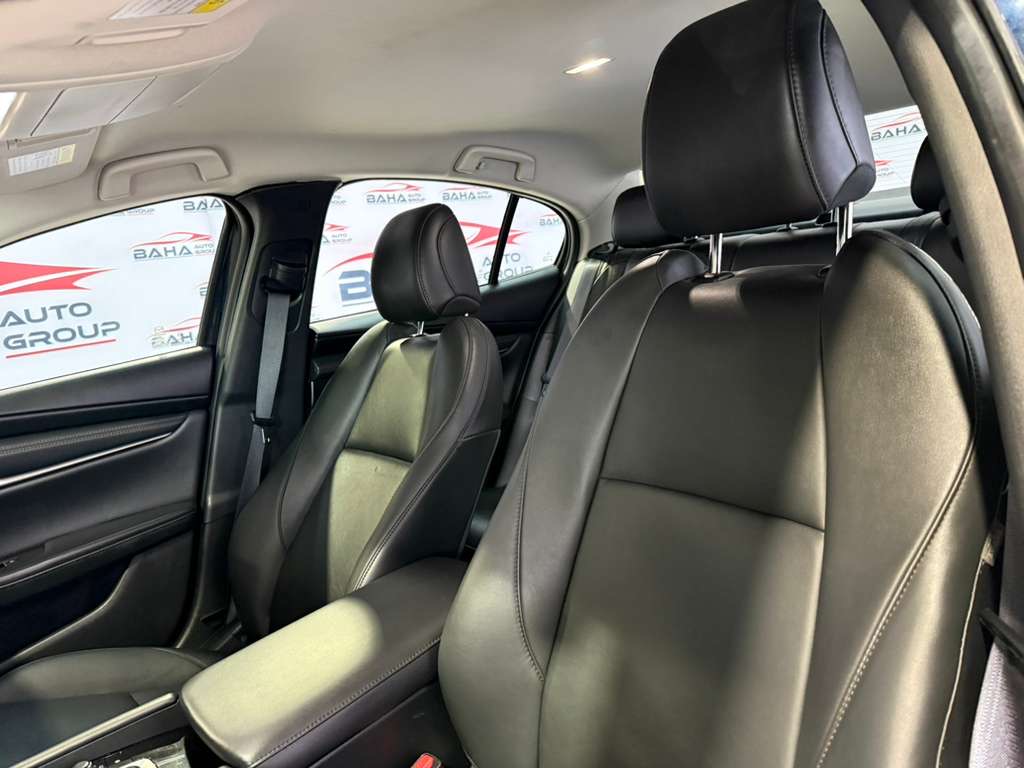 2025 MAZDA MAZDA3 - Image 31