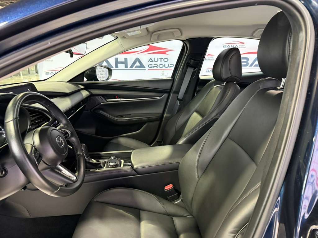 2025 MAZDA MAZDA3 - Image 33
