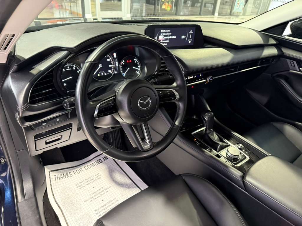 2025 MAZDA MAZDA3 - Image 35
