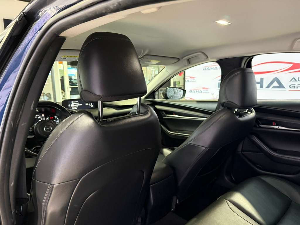 2025 MAZDA MAZDA3 - Image 42