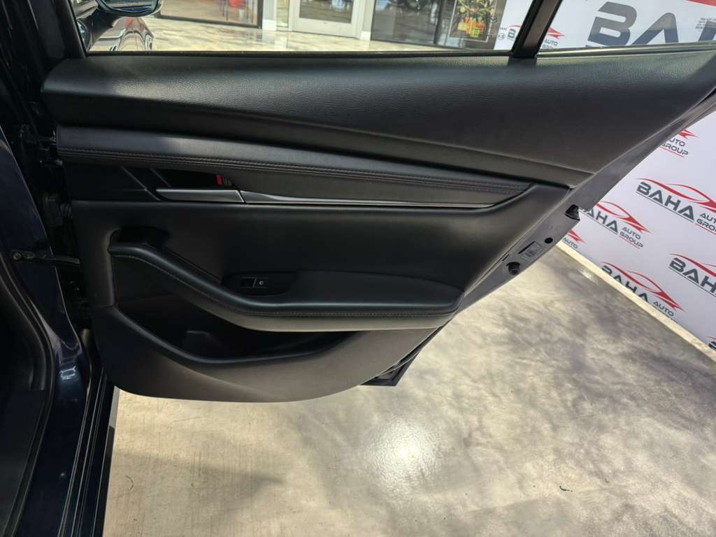 2025 MAZDA MAZDA3 - Image 50