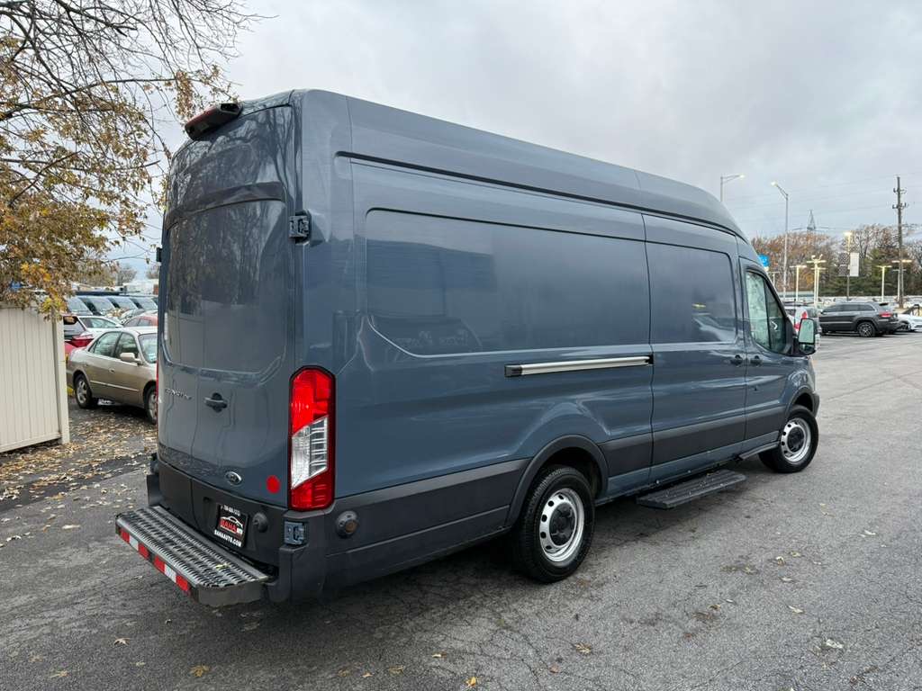 2019 Ford Transit Van photo 4