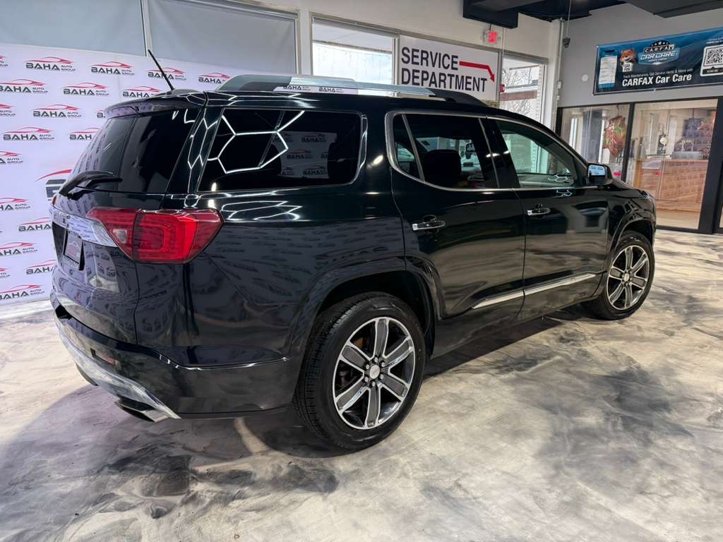 2017 Gmc Acadia Denali photo 4