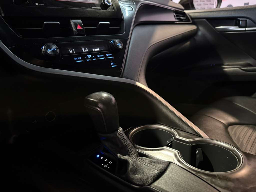 2021 TOYOTA CAMRY - Image 18