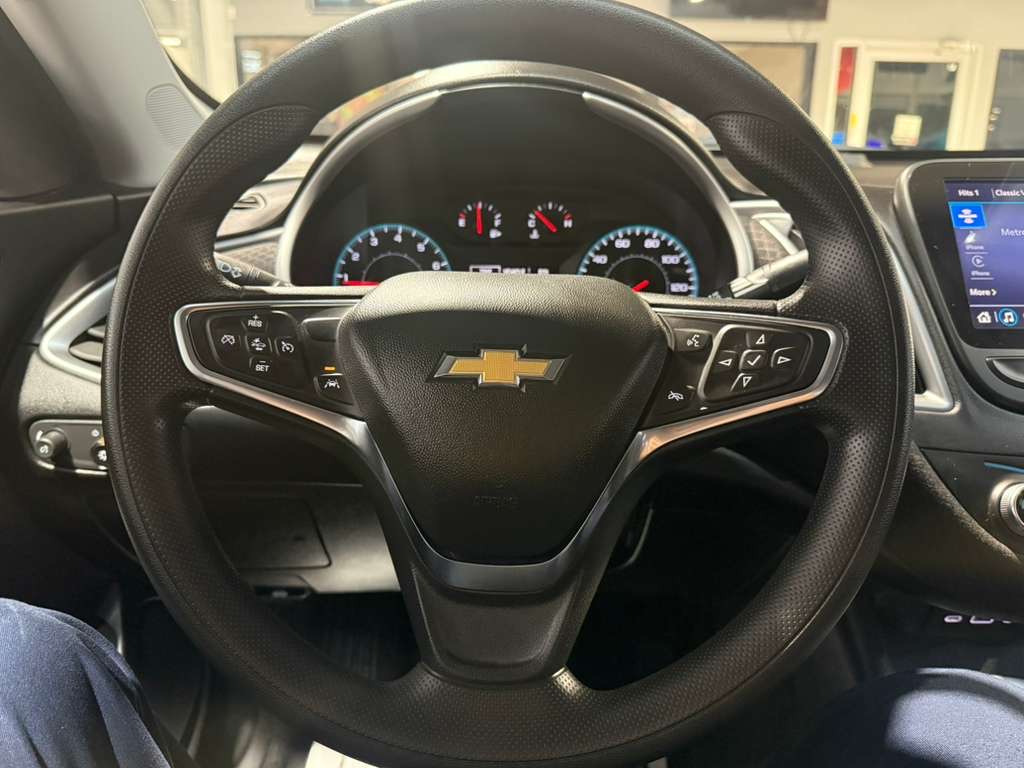 2025 CHEVROLET MALIBU - Image 10