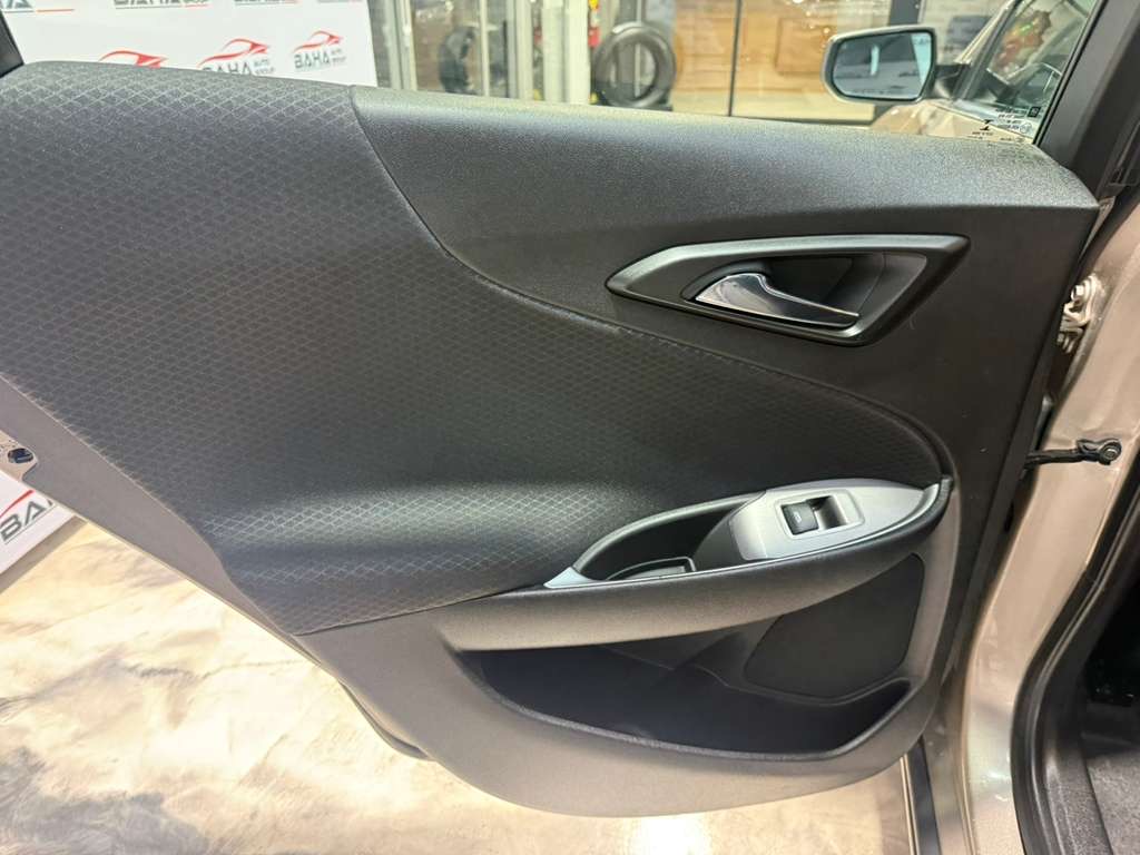 2025 CHEVROLET MALIBU - Image 40