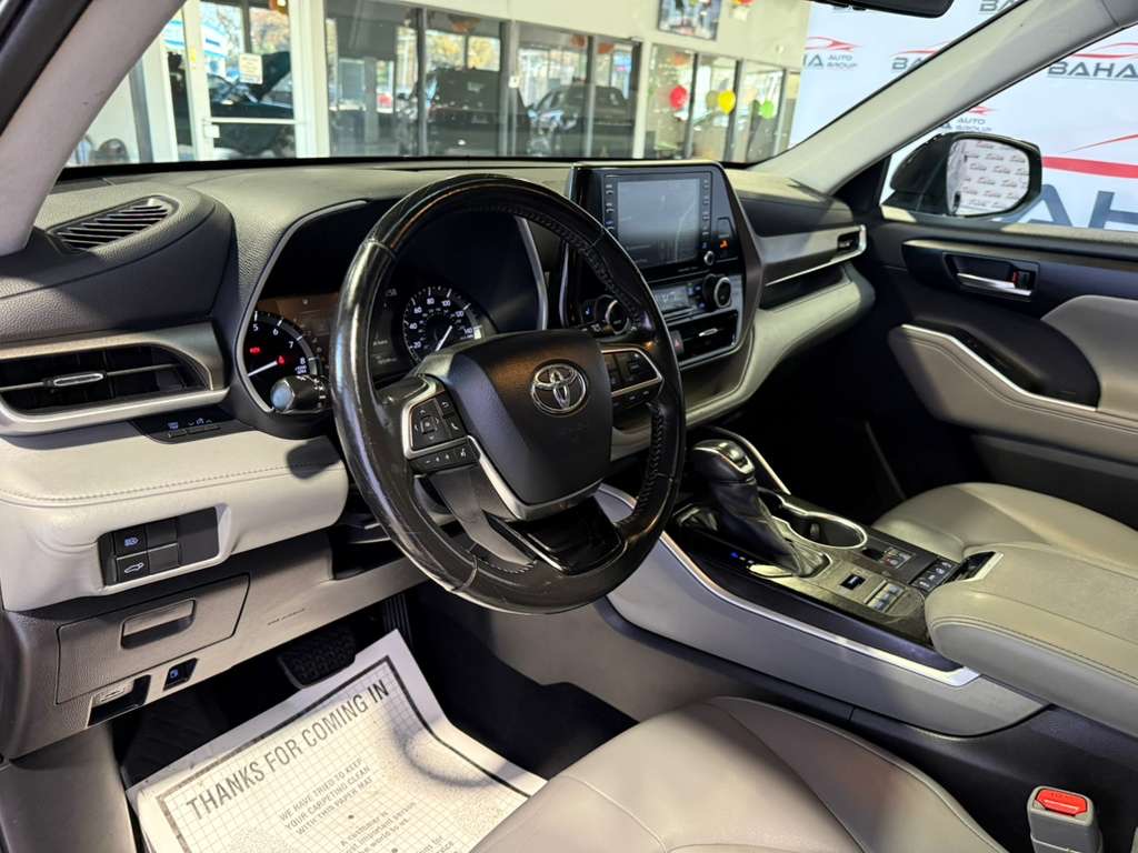 2021 TOYOTA HIGHLANDER - Image 29