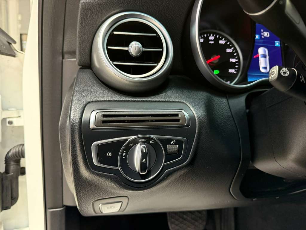 2019 MERCEDES-BENZ C-CLASS - Image 21