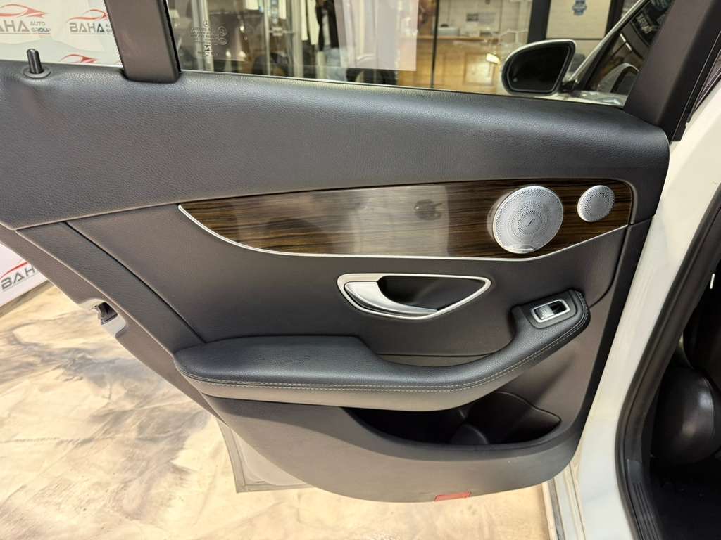 2019 MERCEDES-BENZ C-CLASS - Image 42