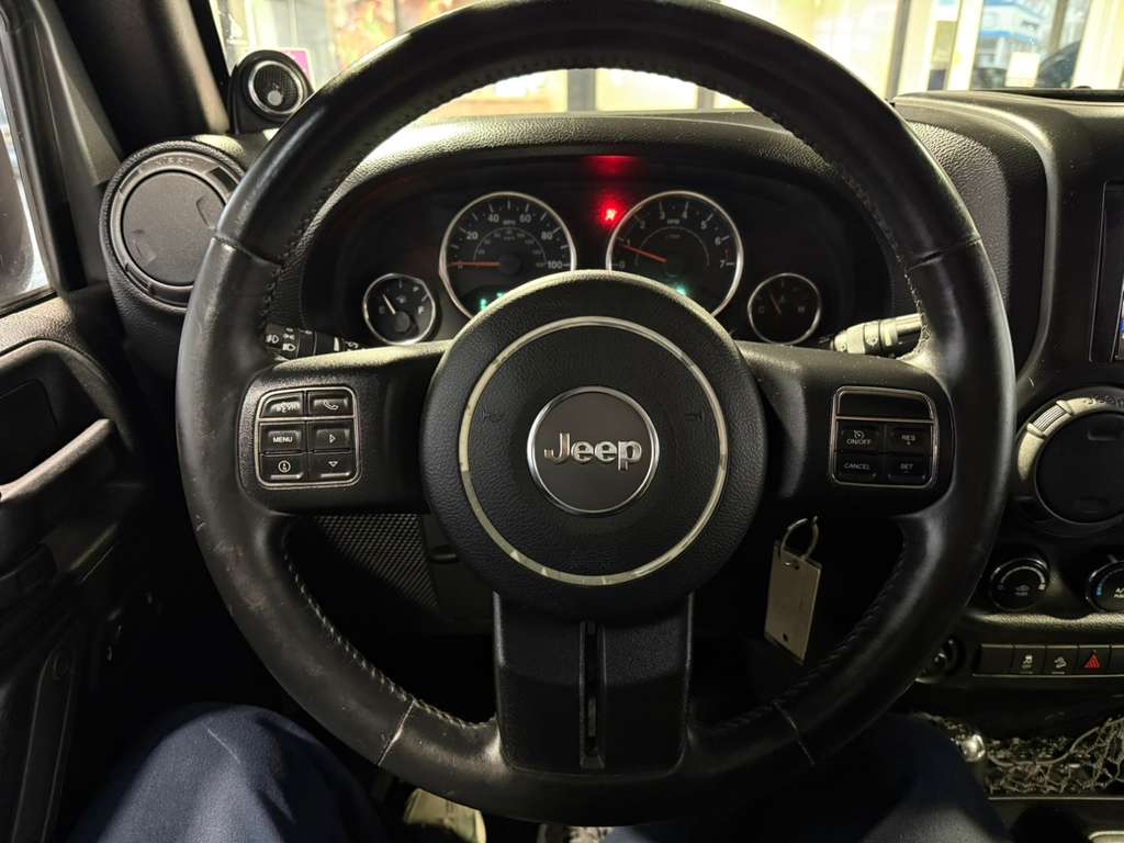 2013 JEEP WRANGLER - Image 11