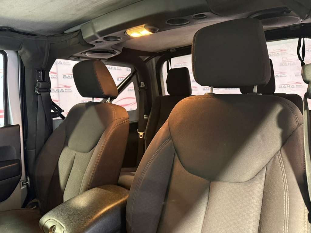 2013 JEEP WRANGLER - Image 24