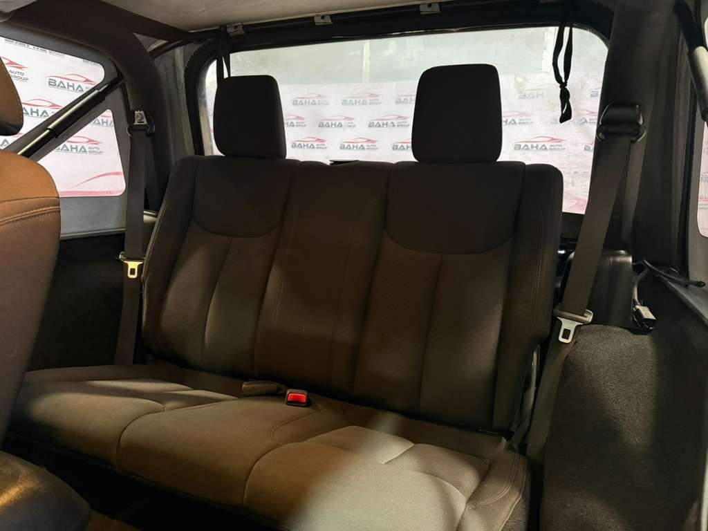 2013 JEEP WRANGLER - Image 30
