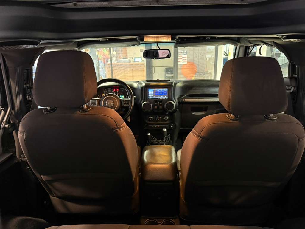 2013 JEEP WRANGLER - Image 35