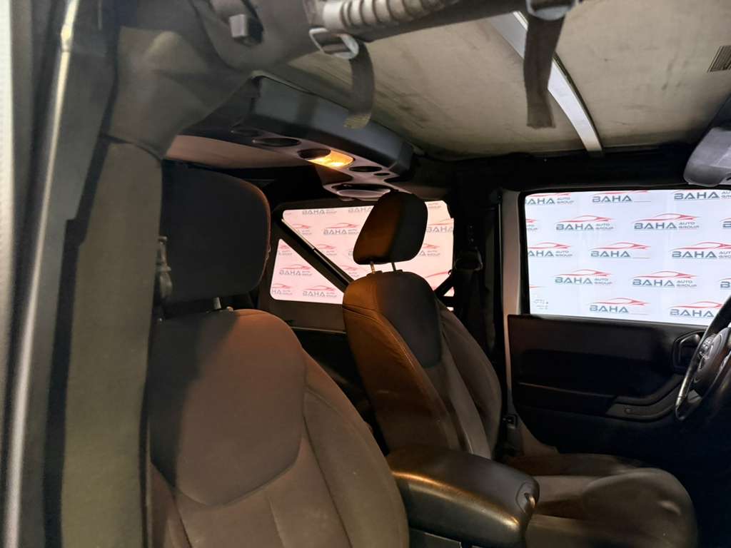 2013 JEEP WRANGLER - Image 40