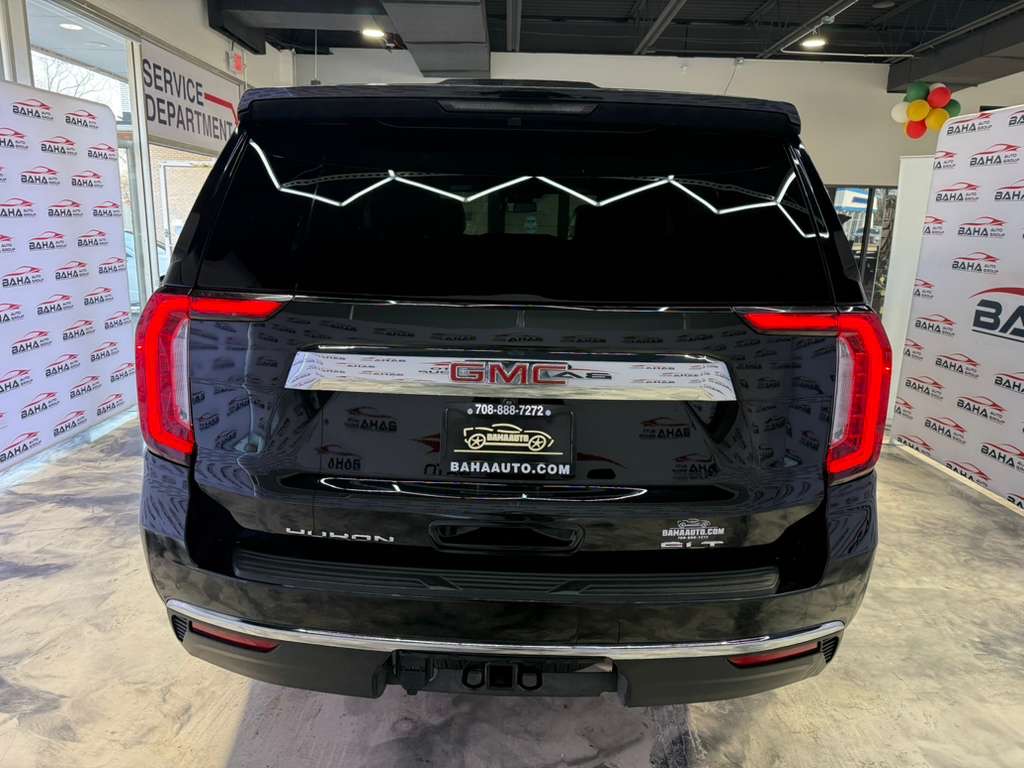 2024 GMC YUKON XL - Image 10