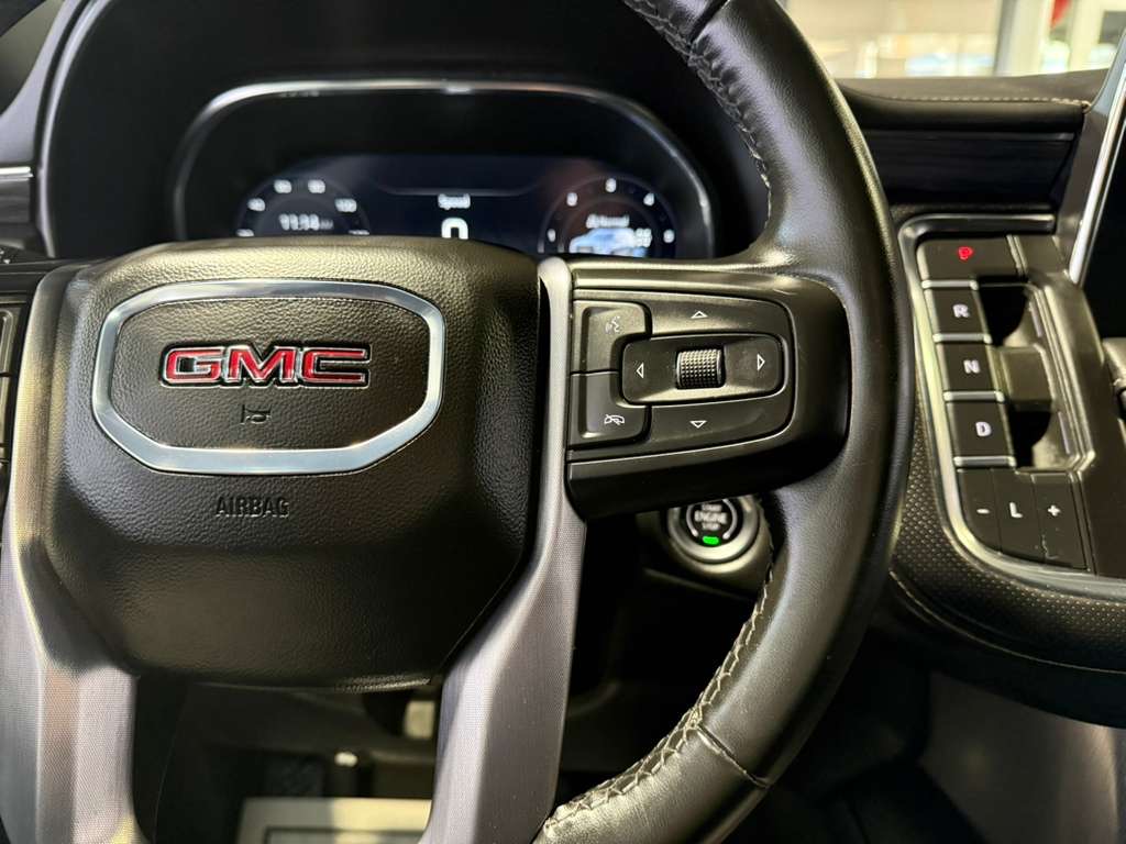2024 GMC YUKON XL - Image 13