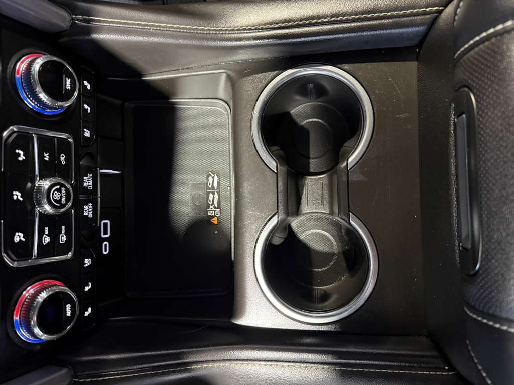 2024 GMC YUKON XL - Image 22