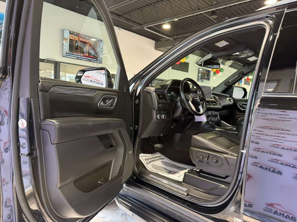2024 GMC YUKON XL - Image 30
