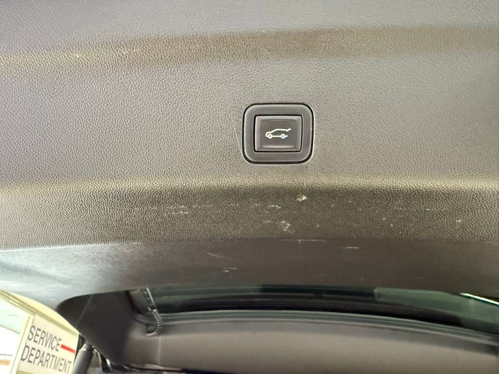 2024 GMC YUKON XL - Image 51