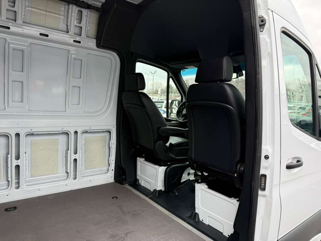 2025 Mercedes-Benz Sprinter Cargo Van Base - Photo 38