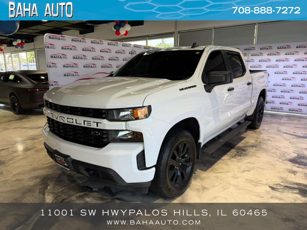 2021.0 Chevrolet Silverado 1500 Custom 4X4 Crew Cab Short Box's photo