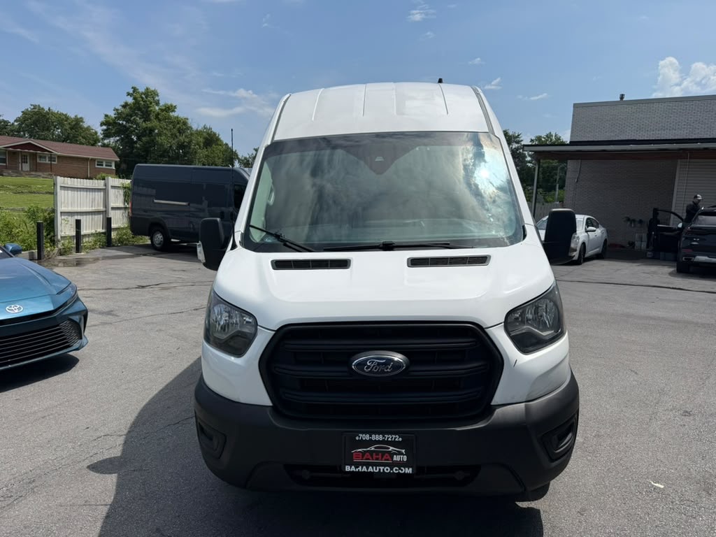 View vehicle photo 3