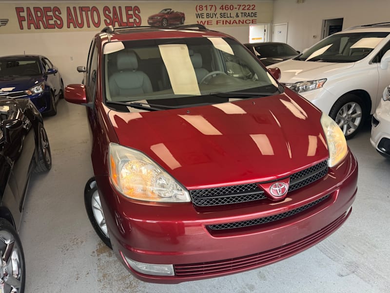 2005 Toyota Sienna XLE