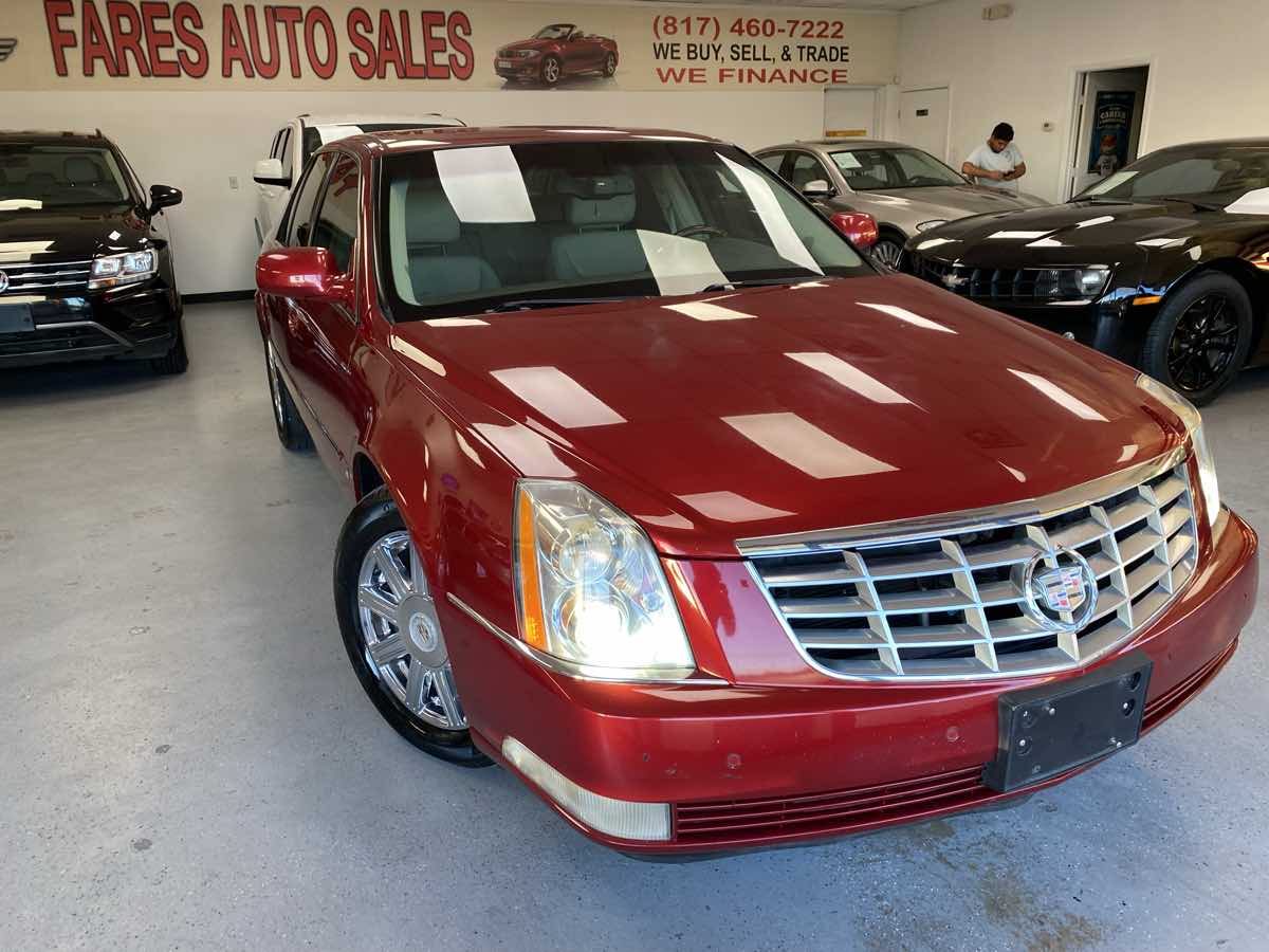 2008 Cadillac DTS photo 3
