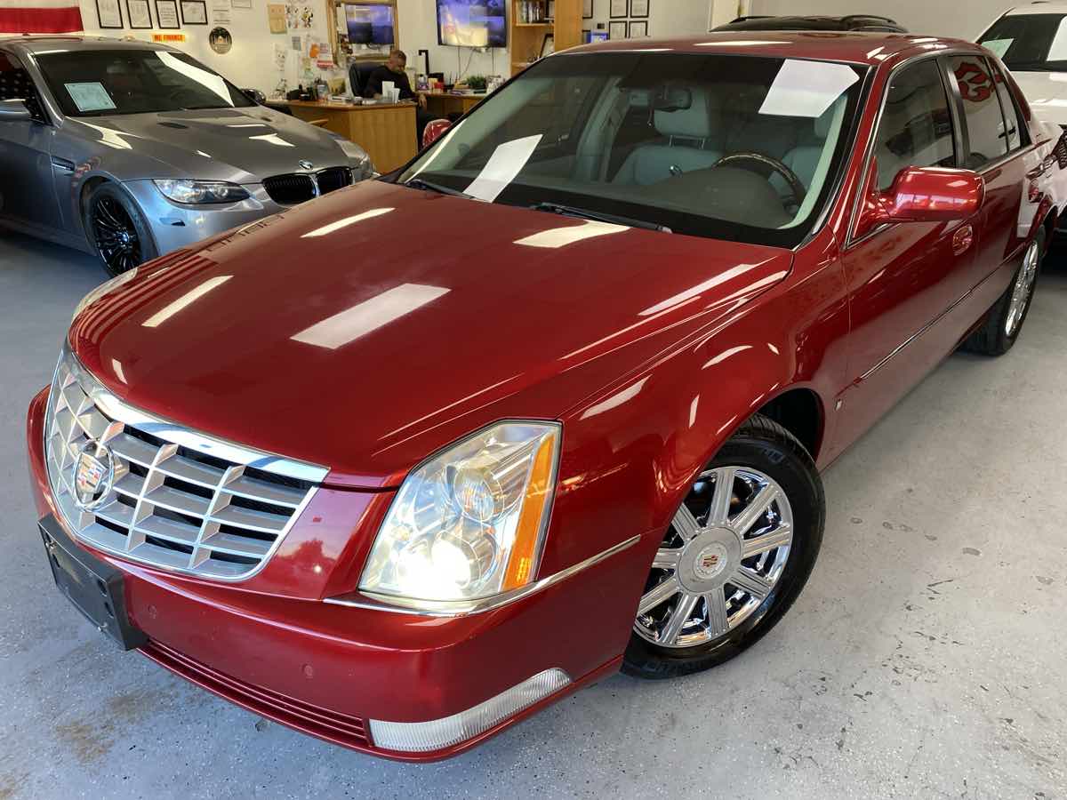 2008 Cadillac DTS photo 4