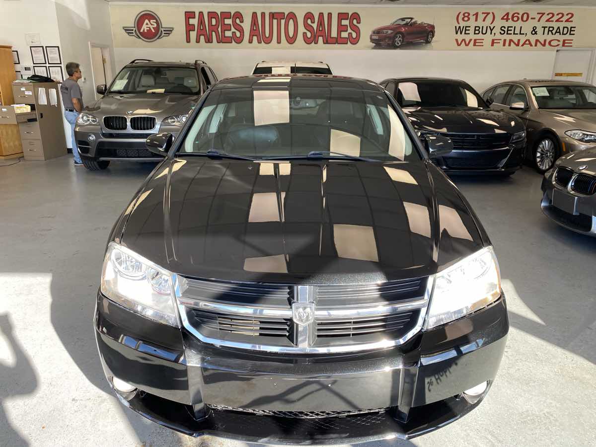 2010 Dodge Avenger R/T photo 12