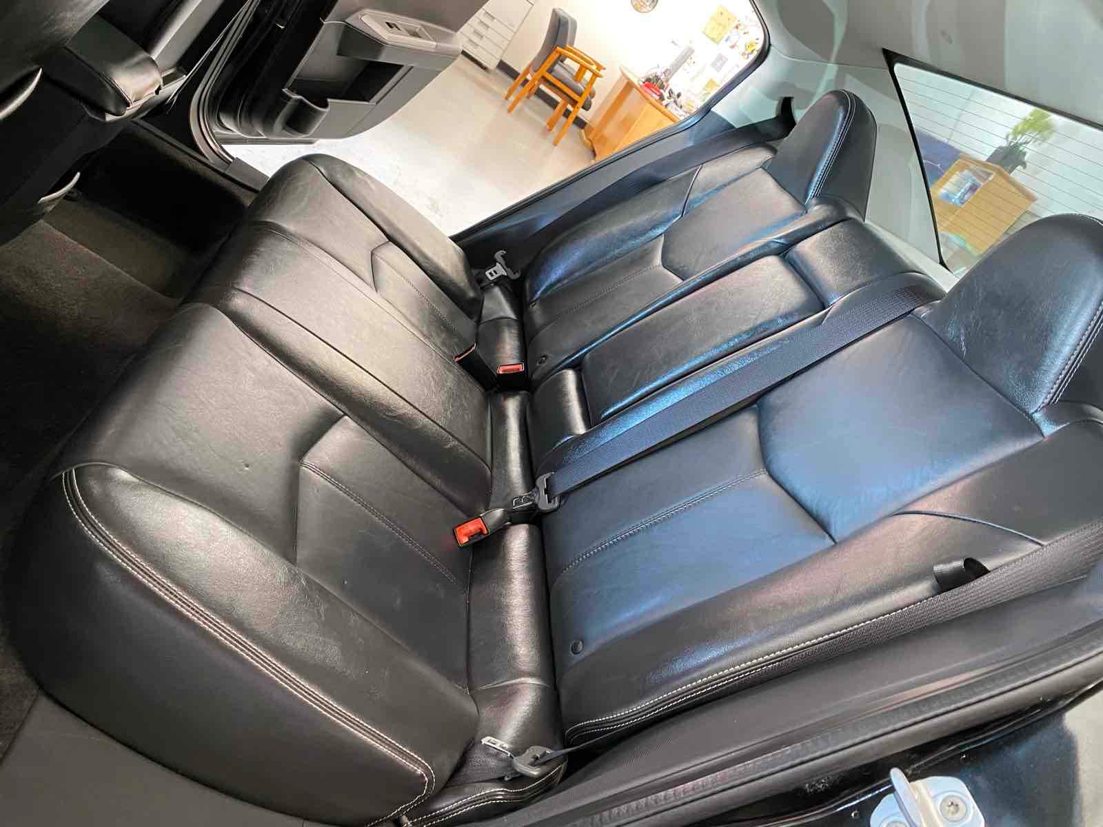 2010 Dodge Avenger R/T photo 20