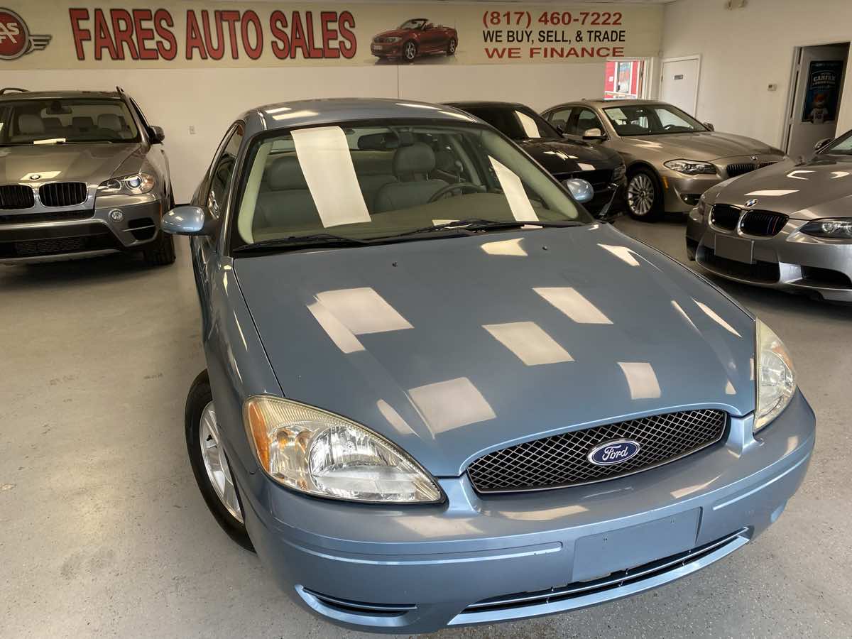 2005 Ford Taurus SEL photo 5