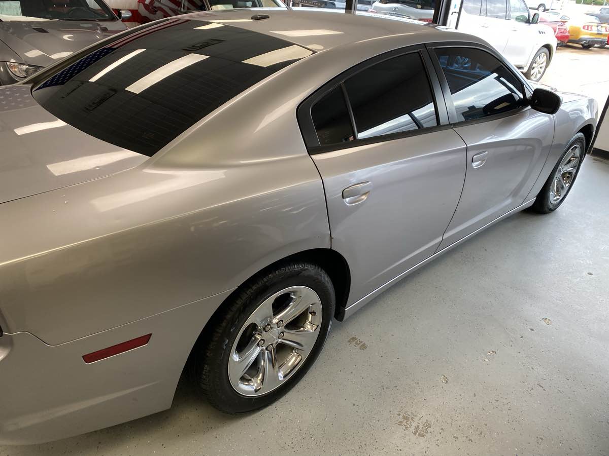 2013 Dodge Charger SE photo 7