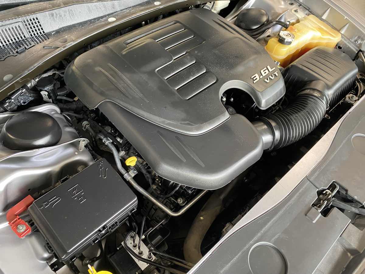 2013 Dodge Charger SE photo 28