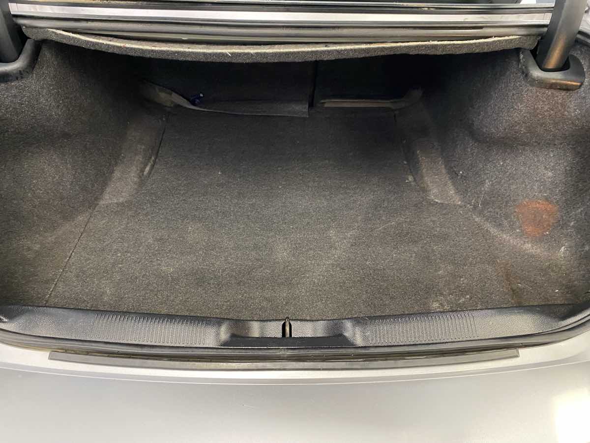 2013 Dodge Charger SE photo 26