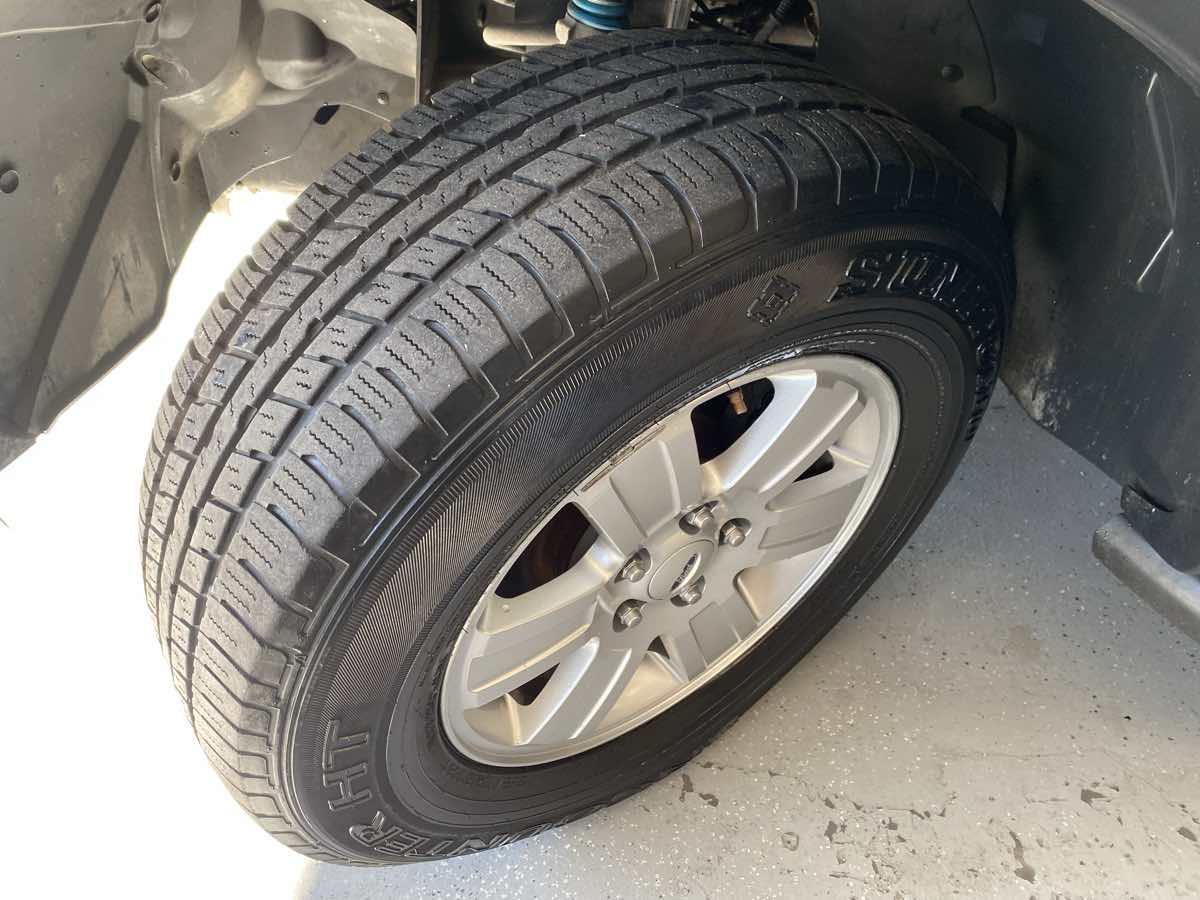 2007 Ford Explorer XLT photo 27