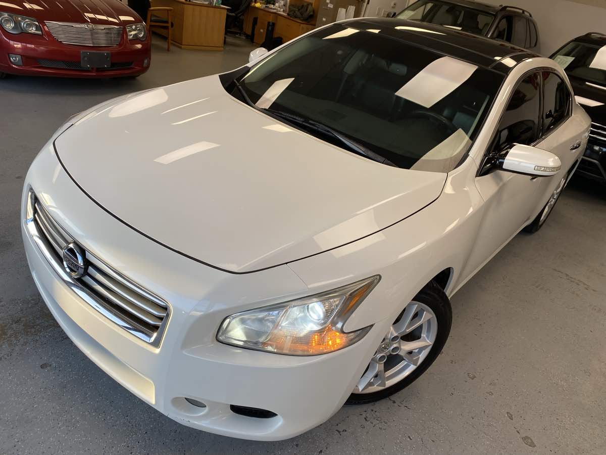 2012 Nissan Maxima SV Premium photo 11
