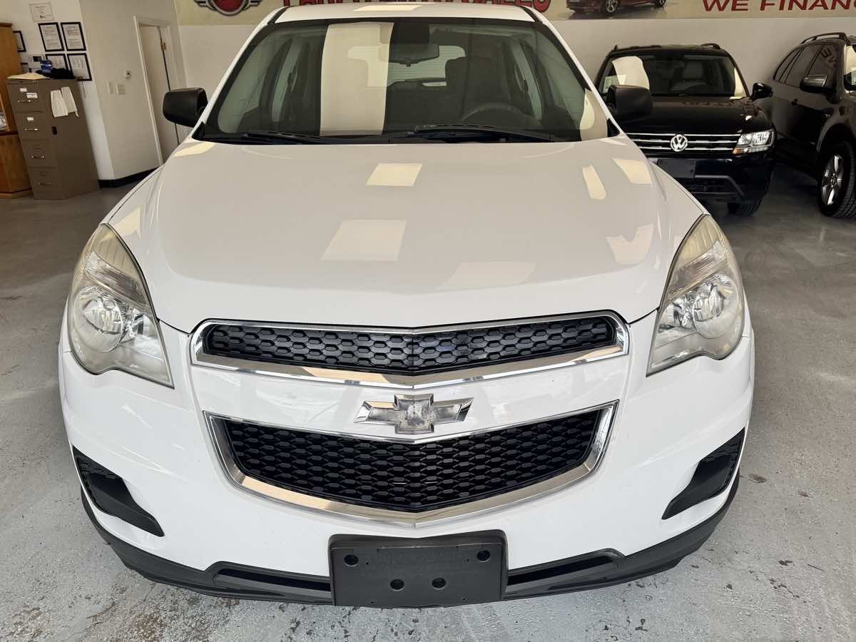 2014 Chevrolet Equinox LS - Photo 2