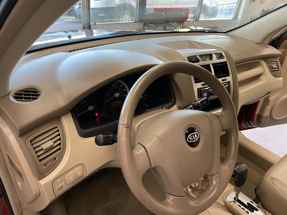 2007 Kia Sportage EX - Photo 12