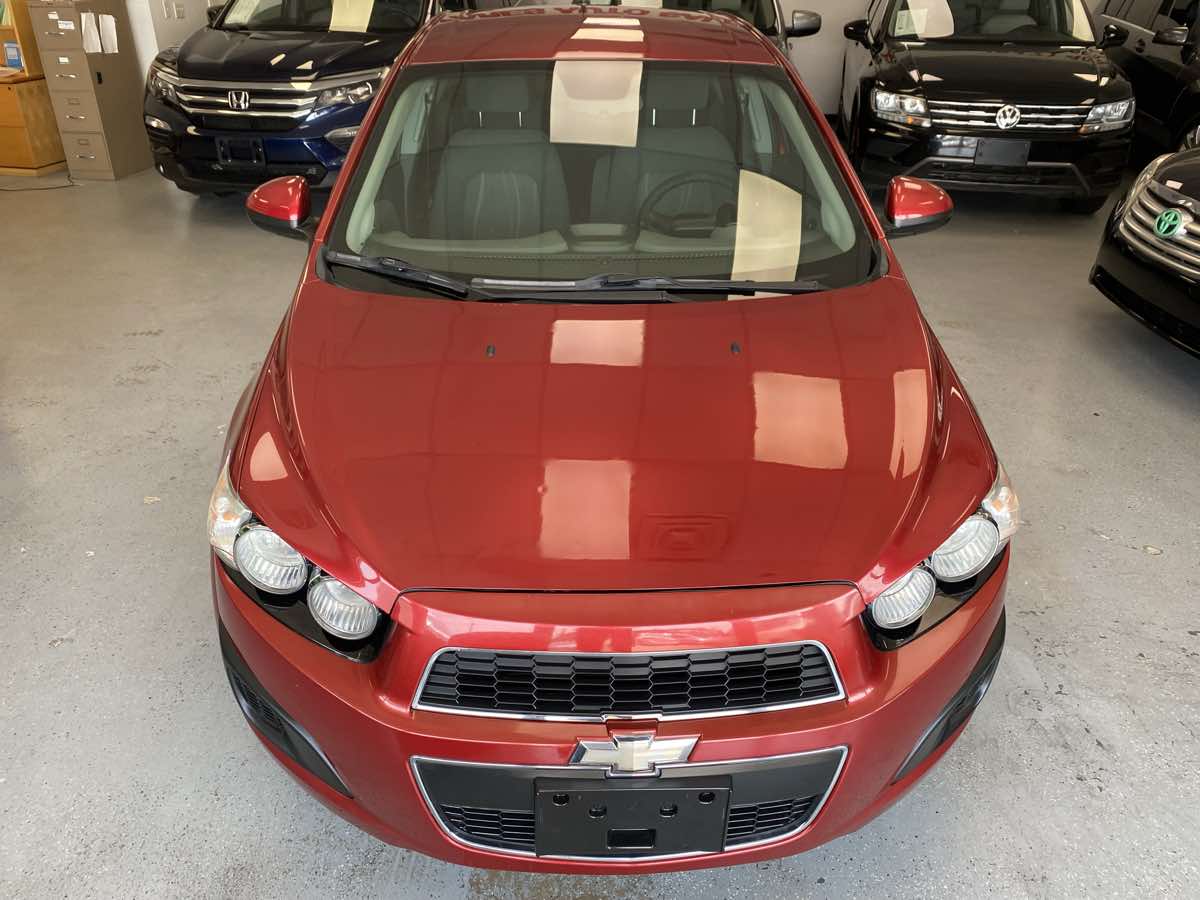 2013 Chevrolet Sonic LT - Photo 2