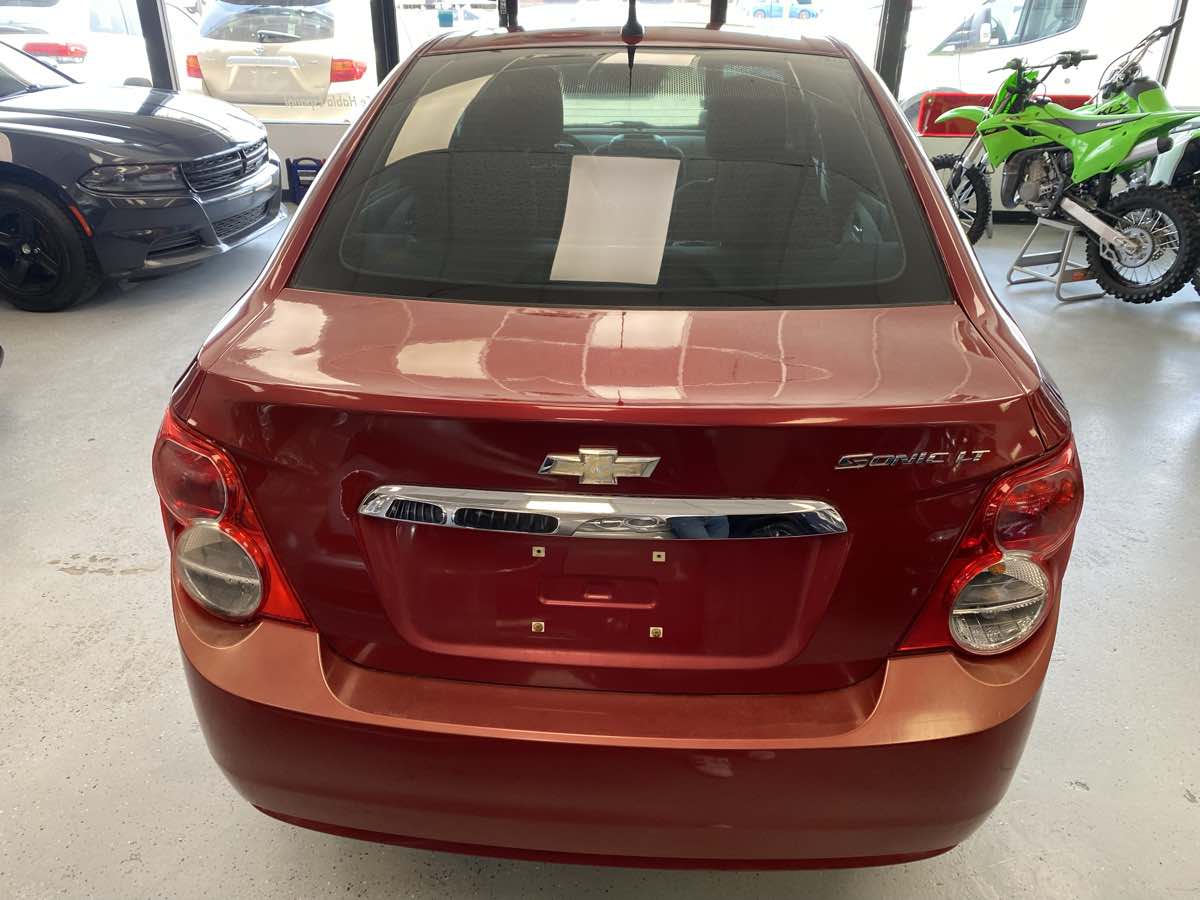 2013 Chevrolet Sonic LT - Photo 11