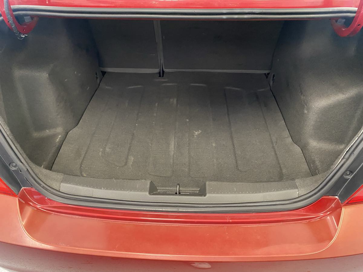 2013 Chevrolet Sonic LT - Photo 13