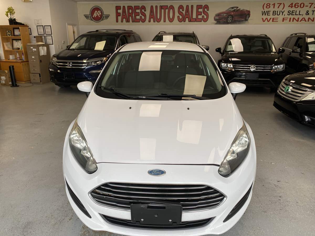 2015 Ford Fiesta S photo 3