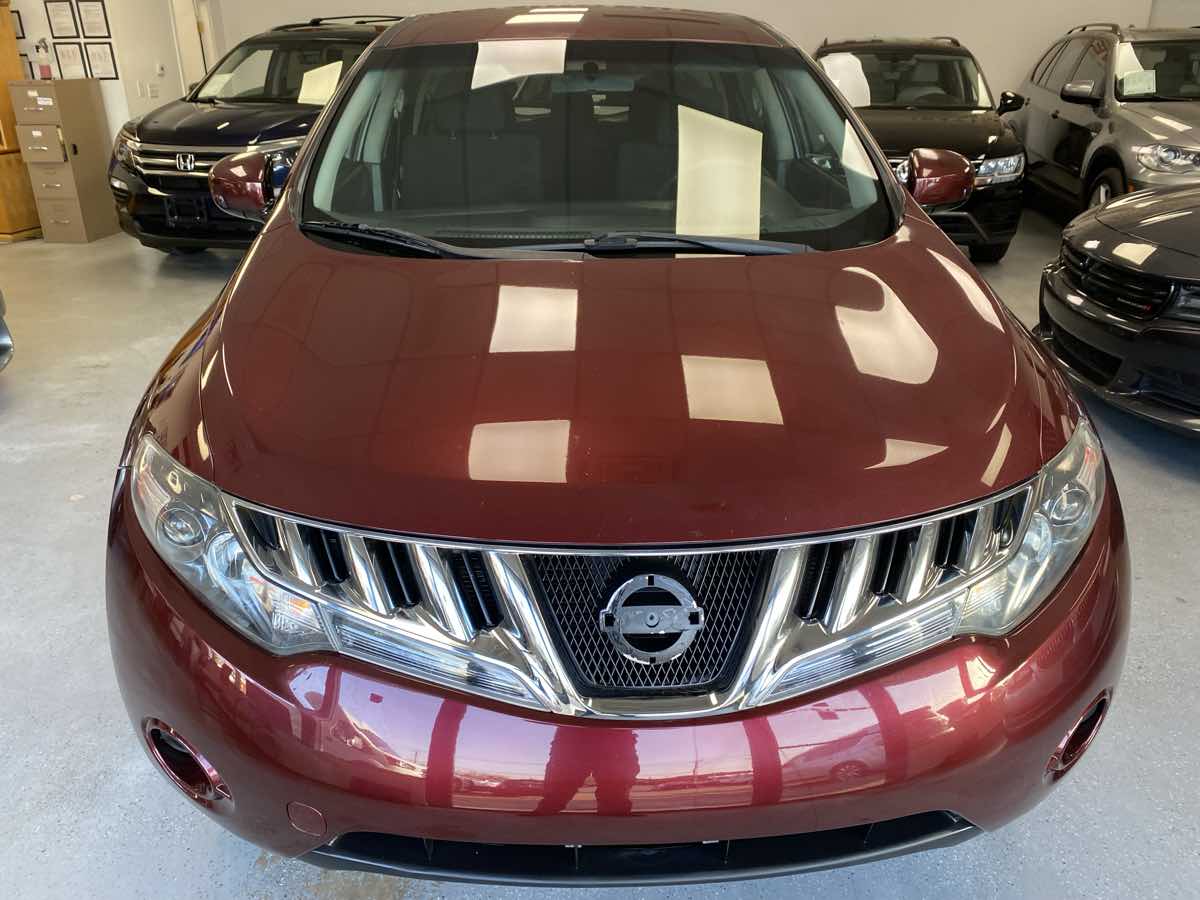 2010 Nissan Murano S photo 2
