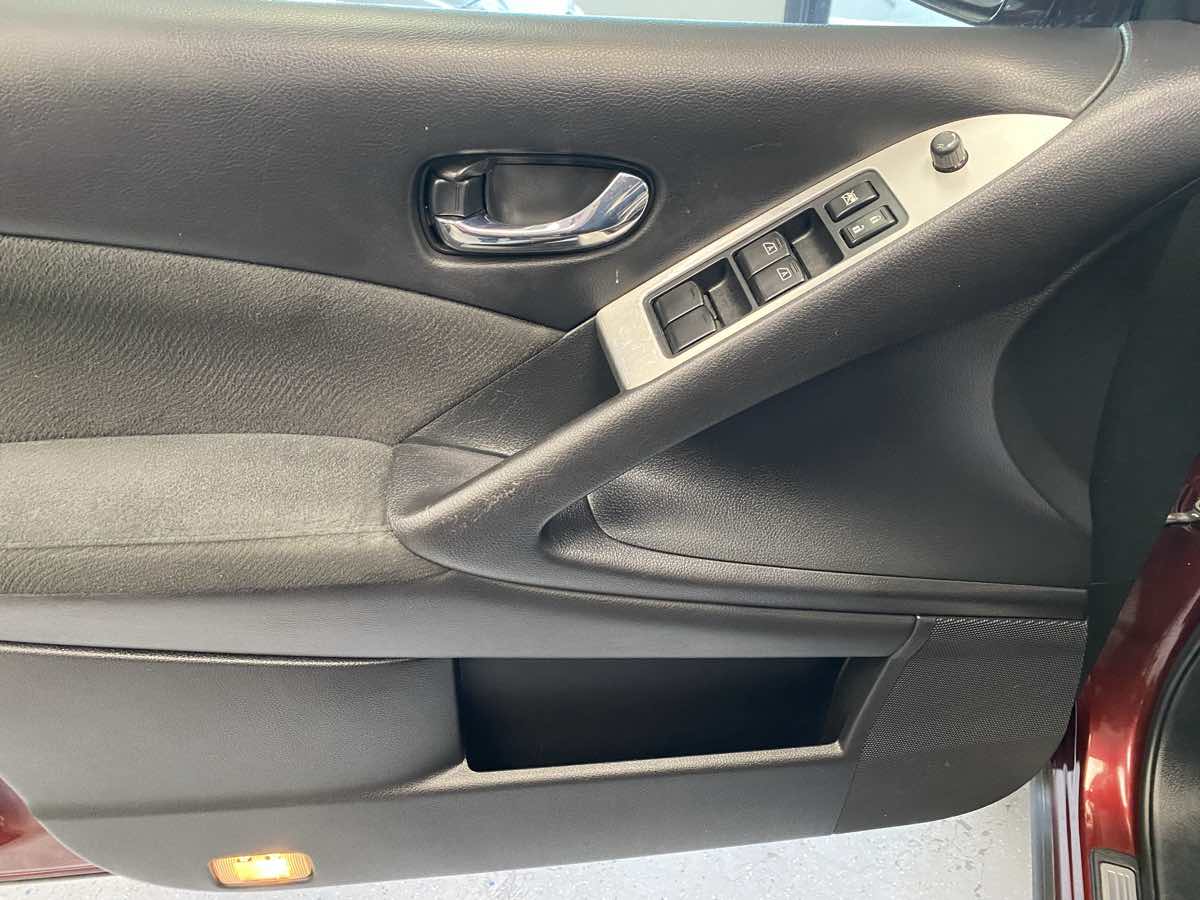 2010 Nissan Murano S - Photo 18