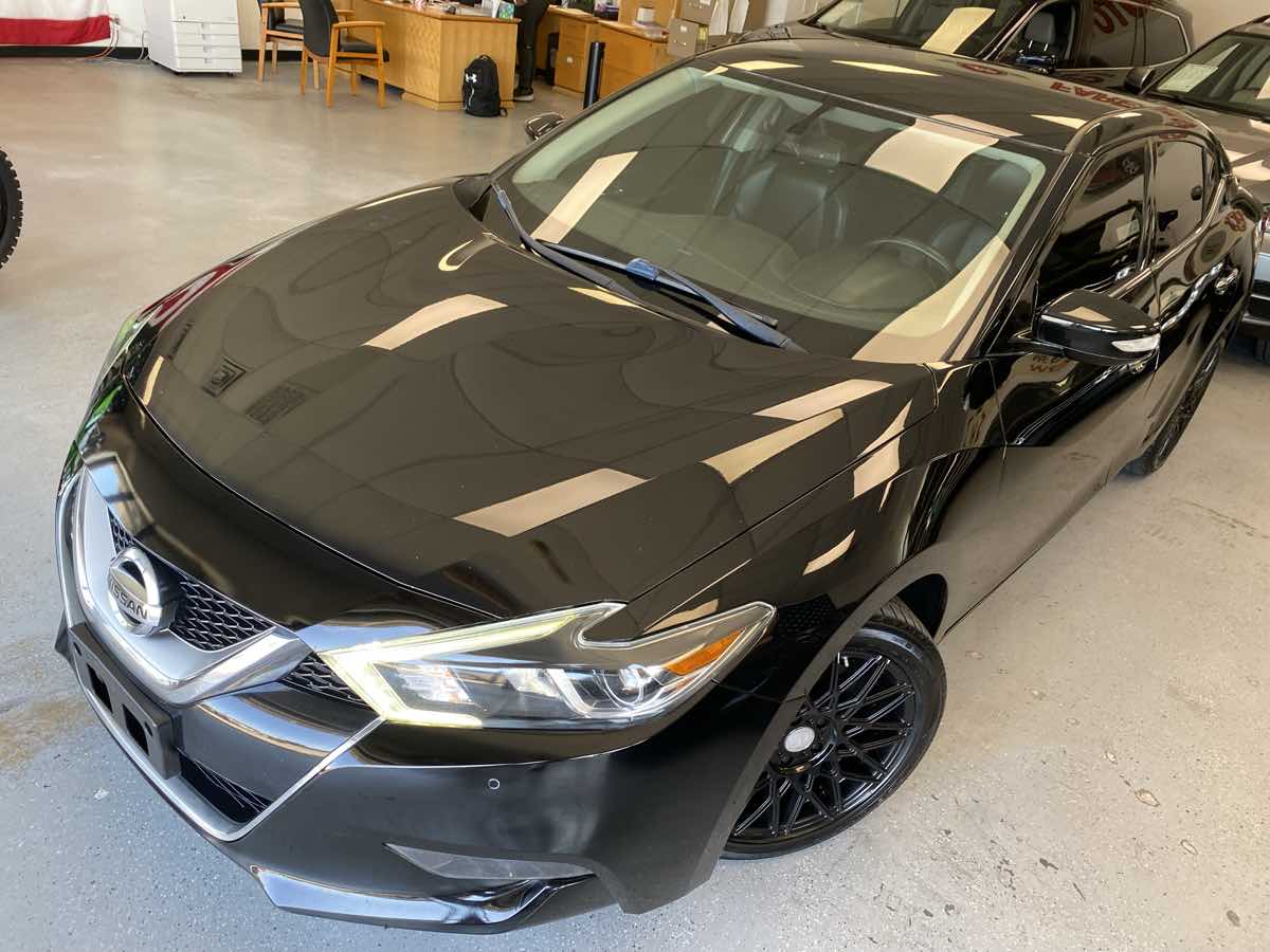 2017 Nissan Maxima SR photo 6