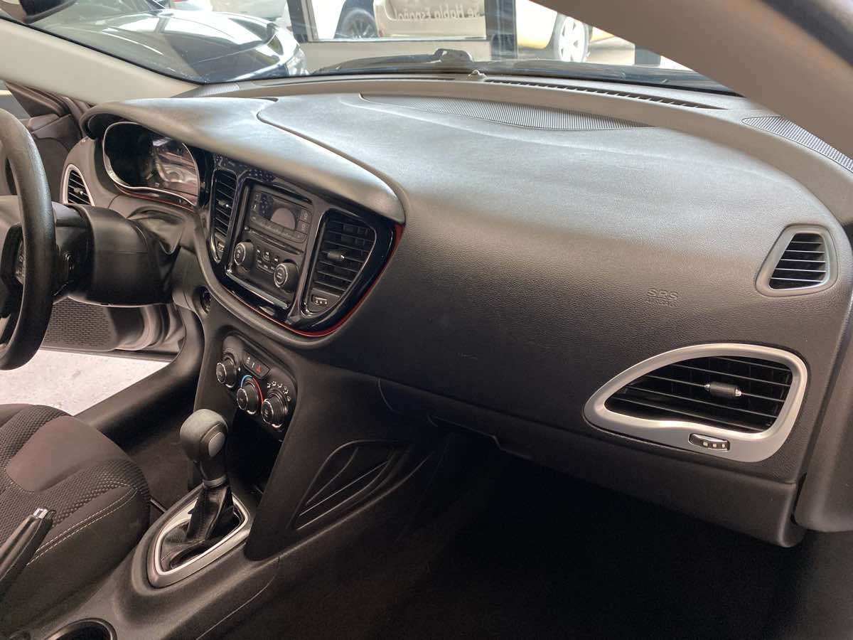 2014 Dodge Dart SXT photo 16