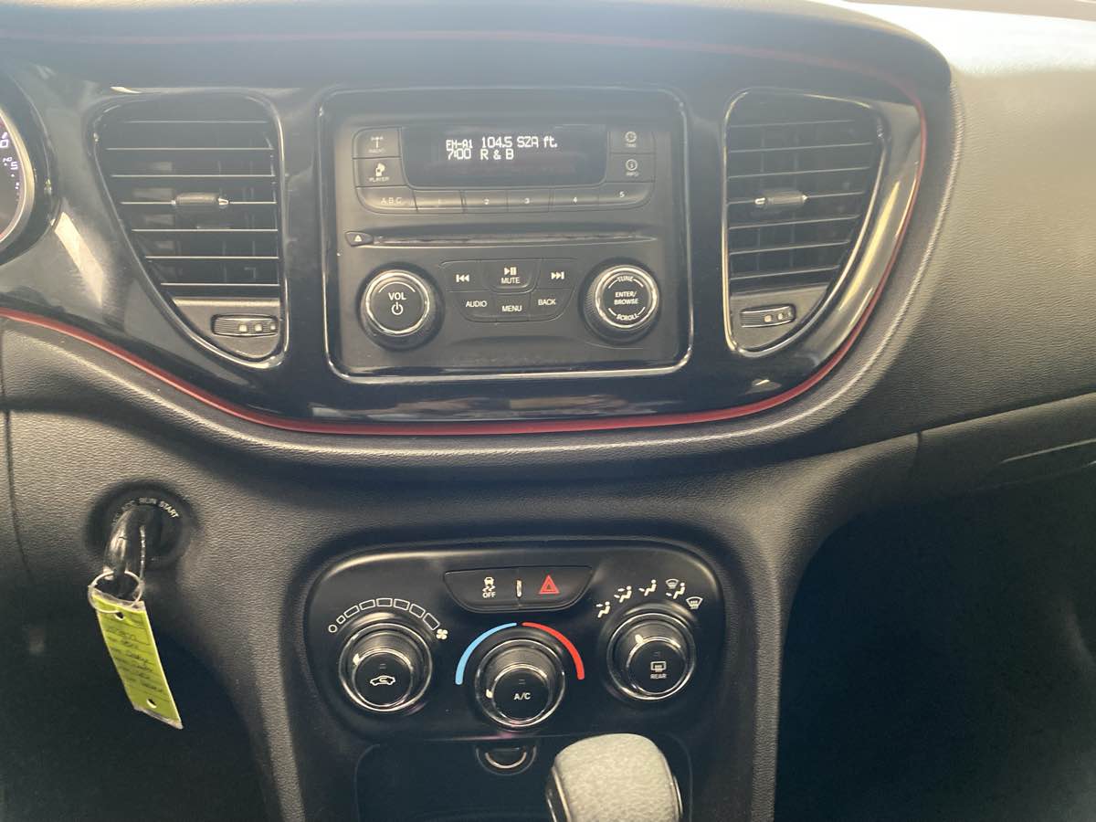 2014 Dodge Dart SXT photo 18