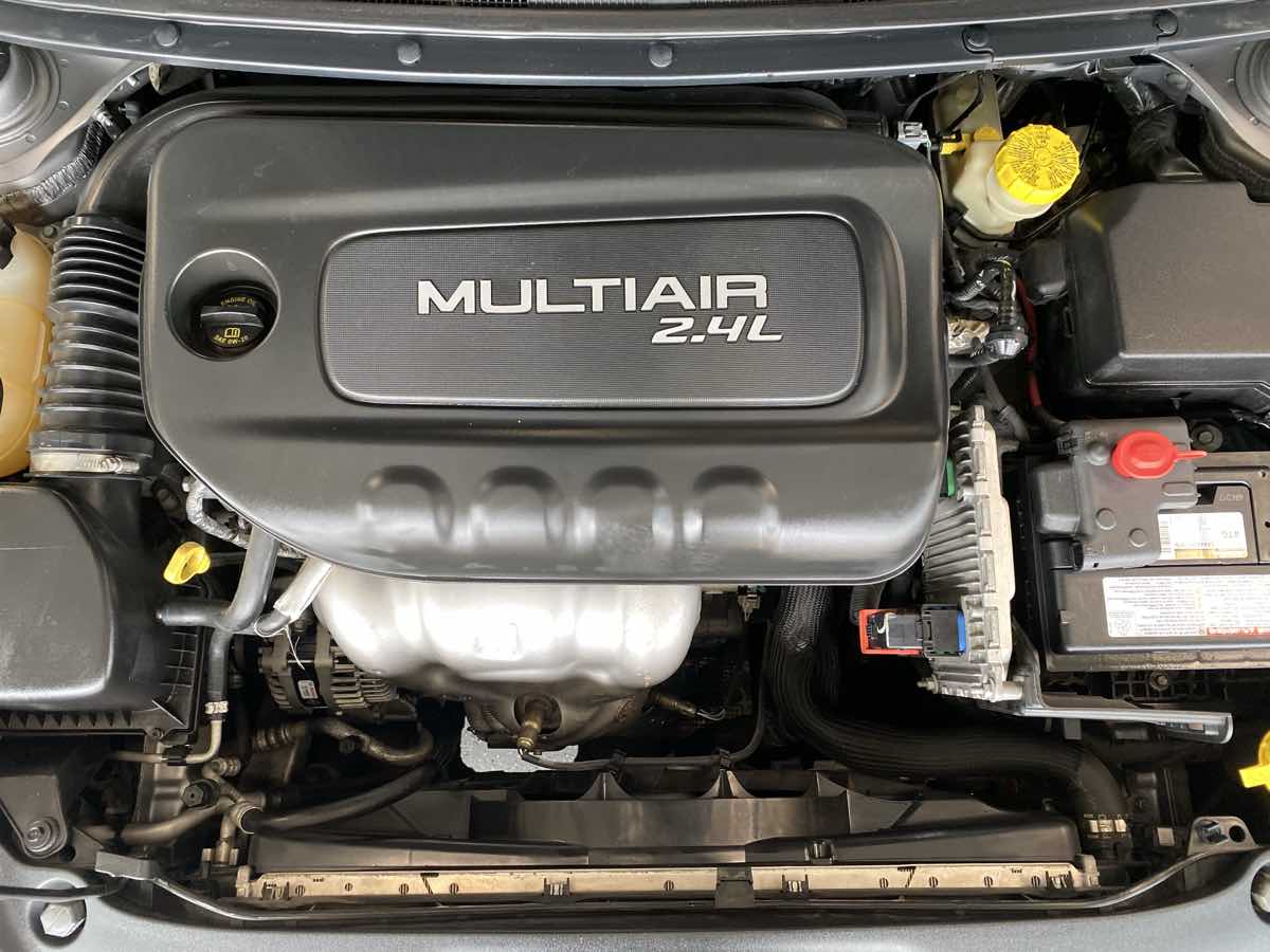 2014 Dodge Dart SXT photo 27
